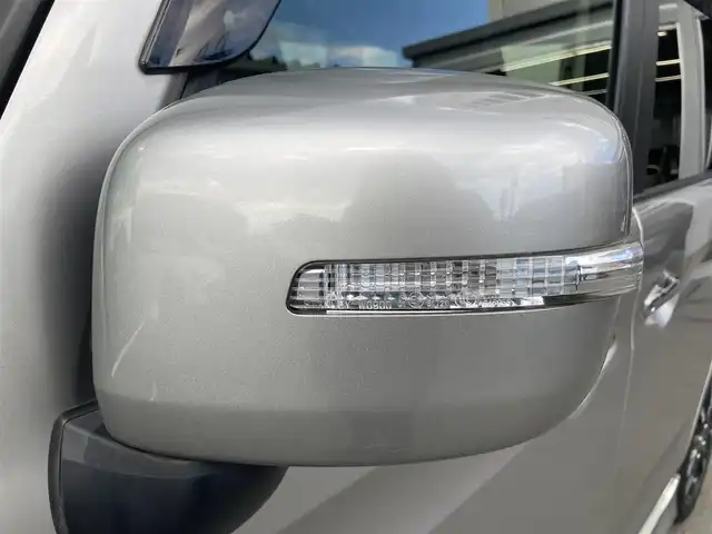 スズキ スペーシア カスタム HYBRID XS ターボ 静岡県 2018(平30)年 5.1万km スチールシルバーM スズキセーフティサポート/純正8インチナビ(CN-RZ843)/　AM FM CD DVD Bluetooth USB SD/ETC/LEDオートヘッドランプ/レーダークルーズコントロール/ハーフレザーシート/シートヒーター(運転席)/両側パワースライドドア/リアクリアランスソナー/純正15インチアルミホイール/スマートキー＆プッシュスタート/パドルシフト/リアサンシェード/フルセグTV/バックモニター