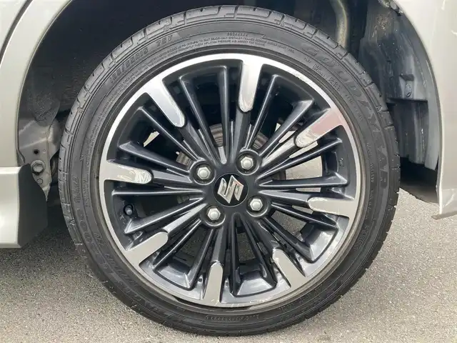 スズキ スペーシア カスタム HYBRID XS ターボ 静岡県 2018(平30)年 5.1万km スチールシルバーM スズキセーフティサポート/純正8インチナビ(CN-RZ843)/　AM FM CD DVD Bluetooth USB SD/ETC/LEDオートヘッドランプ/レーダークルーズコントロール/ハーフレザーシート/シートヒーター(運転席)/両側パワースライドドア/リアクリアランスソナー/純正15インチアルミホイール/スマートキー＆プッシュスタート/パドルシフト/リアサンシェード/フルセグTV/バックモニター