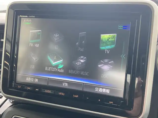 スズキ スペーシア カスタム HYBRID XS ターボ 静岡県 2018(平30)年 5.1万km スチールシルバーM スズキセーフティサポート/純正8インチナビ(CN-RZ843)/　AM FM CD DVD Bluetooth USB SD/ETC/LEDオートヘッドランプ/レーダークルーズコントロール/ハーフレザーシート/シートヒーター(運転席)/両側パワースライドドア/リアクリアランスソナー/純正15インチアルミホイール/スマートキー＆プッシュスタート/パドルシフト/リアサンシェード/フルセグTV/バックモニター