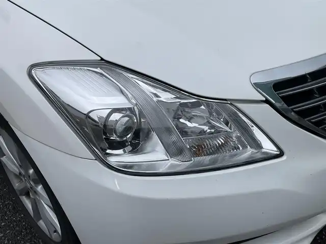 トヨタ クラウン ロイヤル ロイヤルサルーン ナビパッケージ 新潟県 2008(平20)年 12.9万km ホワイトパールクリスタルシャイン ワンオーナー/純正ホイール夏タイヤ装着/社外ホイールスタッドレスタイヤ車載/HDDナビ/運転席助手席電動シート/ワンセグテレビ/バックカメラ/ウィンカーミラー/クルーズコントロール/ドアバイザー/プッシュスタート/走行モード/ハンズフリー/ステアリングスイッチ/ETC/純正フロアマット/スペアキー1個