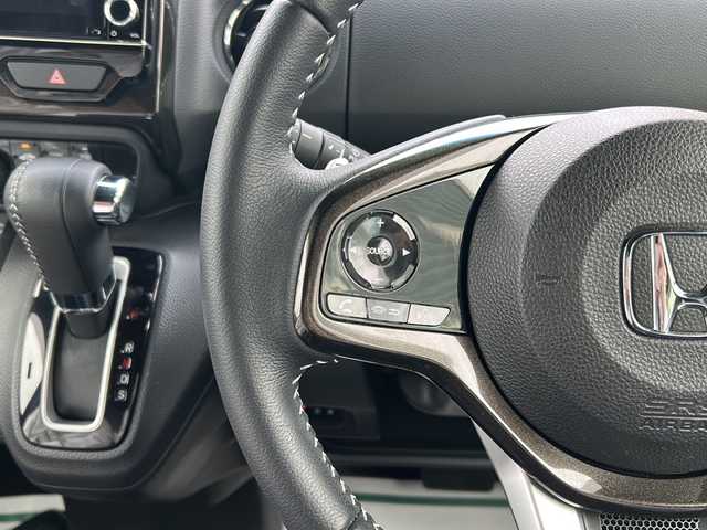 ホンダ Ｎ ＢＯＸ カスタム G EX ターボ ホンダセンシング 神奈川県 2020(令2)年 2.4万km ブリリアントスポーティブルーメタリック2トーン 純正ナビ【CD/DVD/BT/SD/フルセグTV/USB/ipod】/バックカメラ/レーダークルーズコントロール/パドルシフト/両側パワースライドドア/ハーフレザーシート/前席シートヒーター/純正15インチアルミホイール/アイドリングストップ/横滑り防止装置/衝突被害軽減システム/盗難防止装置/レーンキープアシスト/前後ドライブレコーダー/ISOFIX/ビルトインETC/後方コーナーセンサー/オートライト/純正LEDライト/純正フロアマット/純正ドアバイザー/ステアリングスイッチ/プッシュスタート/スマートキー/スペアキー×１/取扱説明書/新車時保証書