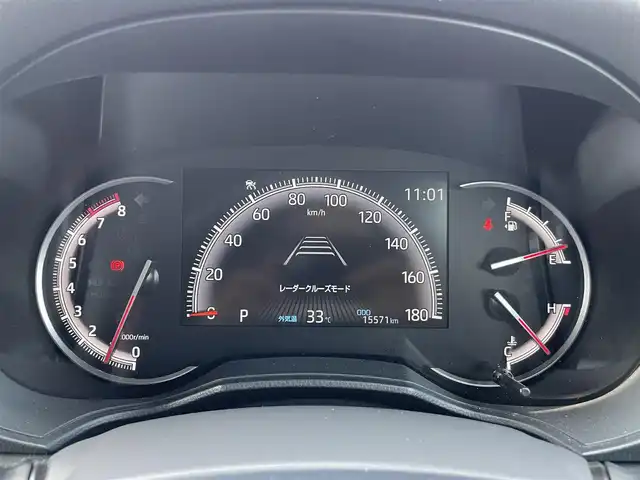 トヨタ ヴォクシー S－Z 熊本県 2024(令6)年 1.6万km アティチュードブラックマイカ 純正ディスプレイオーディオ/・ナビキット/・BT/AM/FM/トヨタセーフティーセンス/・プリクラッシュセーフティー/・横滑り防止/・レーントレーシングアシスト/・レーダークルーズコントロール/・オートハイビーム/・ロードサインアシスト/・フロントクロストラフィックアラート/・先行車発進お知らせ機能/・プロアクティブドライビングアシスト/ハーフレザーシート/Ｄ/Nシートヒーター/電子パーキング/オートブレーキホールド/両側パワースライドドア/ビルトインEＴＣ２．０/前方ドラレコ（KENWOOD DRV-350)/革巻きステアリング/・ステアリングリモコン/左右独立エアコン/後席オートエアコン/ロールサンシェード/電動格納ミラー/ヘッドライトレベライザー/純正アルミホイール/プッシュスタート/スマートキー