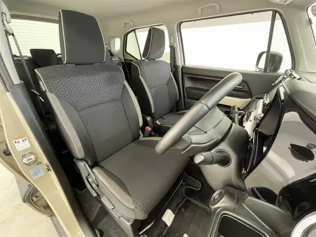 スズキ クロスビー HYBRID MZ 滋賀県 2019(平31)年 5.9万km キャラバンアイボリーパールメタリック/ブラック 2トーンルーフ 純正8型ナビ【CD/DVD/SD/Bluetooth/フルセグ】/デュアルセンサーブレーキサポート/シートヒーター/ドライブレコーダー/アイドリングストップ/パドルシフト/ステアリングリモコン/オートライト/LEDヘッドライト/スマートキー/スペアキー