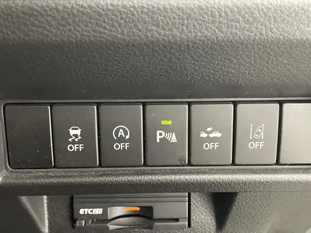 スズキ クロスビー HYBRID MZ 滋賀県 2019(平31)年 5.9万km キャラバンアイボリーパールメタリック/ブラック 2トーンルーフ 純正8型ナビ【CD/DVD/SD/Bluetooth/フルセグ】/デュアルセンサーブレーキサポート/シートヒーター/ドライブレコーダー/アイドリングストップ/パドルシフト/ステアリングリモコン/オートライト/LEDヘッドライト/スマートキー/スペアキー