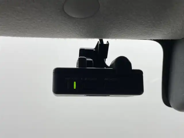 スズキ クロスビー HYBRID MZ 熊本県 2019(平31)年 5.9万km キャラバンアイボリーパールメタリック/ブラック 2トーンルーフ 禁煙車/純正8型ナビAVIC-RLS901【CD/DVD/SD/Bluetooth/フルセグ】/クルーズコントロール/純正前方ドライブレコーダー/ETC2.0/後ろのみクリアランスソナー/前席シートヒーター/アイドリングストップ/パーキングアシスト/衝突軽減ブレーキ/レーンキープアシスト/横滑り防止/パドルシフト/純正フロアマット/純正16インチAW/オートライト/LEDヘッドライト/フォグライト/スマートキー/プッシュスタート/スペアキー1本