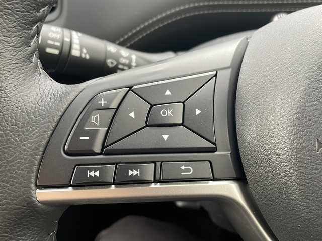 日産 セレナ ハイウェイスターVセレクションⅡ 福岡県 2019(平31)年 3万km ブリリアントホワイトパール 純正7インチSDナビ/CD/DVD再生機能有/Bluetooth/全周囲カメラ/両側パワースライドドア/クルーズコントロール/11インチフリップダウンモニター/純正アルミホイール/セーフティパックA/LEDヘッドライト/純正フロアマット/純正ドライブレコーダー/コーナーセンサー