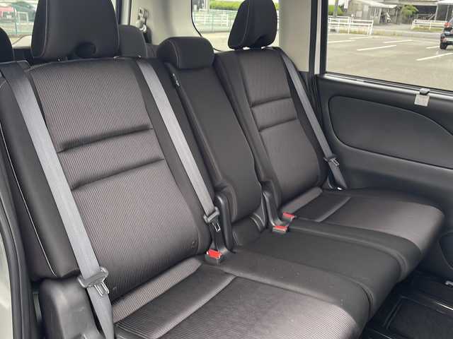 日産 セレナ ハイウェイスターVセレクションⅡ 福岡県 2019(平31)年 3万km ブリリアントホワイトパール 純正7インチSDナビ/CD/DVD再生機能有/Bluetooth/全周囲カメラ/両側パワースライドドア/クルーズコントロール/11インチフリップダウンモニター/純正アルミホイール/セーフティパックA/LEDヘッドライト/純正フロアマット/純正ドライブレコーダー/コーナーセンサー