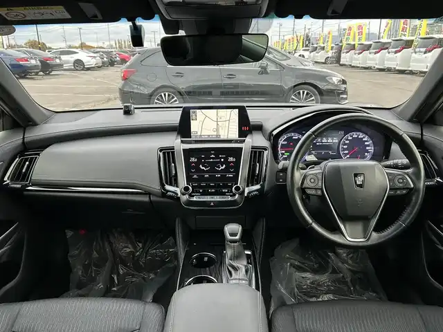 トヨタ クラウン ハイブリッド S Four 道南・函館 2018(平30)年 2.5万km プレシャスブラックパール /純正ナビ//フルセグTV//ドライブレコーダー 前後//バックカメラ//前席シートヒーター//前席パワーシート//革巻きステアリング//ステアリングヒーター//TVキャンセラー//パドルシフト//プリクラッシュセーフティー//ブラインドスポットモニター//リアクロストラフィックアラート//クリアランスソナー//LTA//ビルトインETC//LEDヘッドライト//フォグランプ//EV MODE//クルーズコントロール