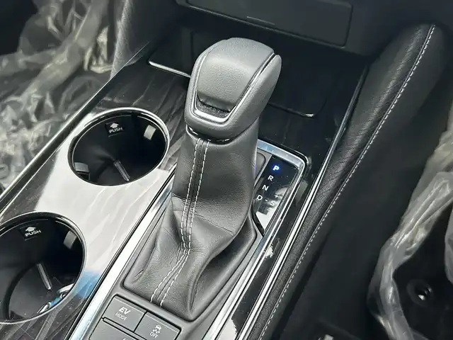 トヨタ クラウン ハイブリッド S Four 道南・函館 2018(平30)年 2.5万km プレシャスブラックパール /純正ナビ//フルセグTV//ドライブレコーダー 前後//バックカメラ//前席シートヒーター//前席パワーシート//革巻きステアリング//ステアリングヒーター//TVキャンセラー//パドルシフト//プリクラッシュセーフティー//ブラインドスポットモニター//リアクロストラフィックアラート//クリアランスソナー//LTA//ビルトインETC//LEDヘッドライト//フォグランプ//EV MODE//クルーズコントロール