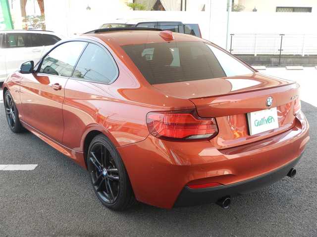 ＢＭＷ Ｍ２４０ｉ クーペ 茨城県 2017(平29)年 4.7万km サンセットオレンジ インテリジェントセーフティー/トランクスポイラー/サンルーフ/前席パワーシート/・運転席メモリー機能付き/純正HDDナビ/バックカメラ/BT接続/CD/DVD再生/前後ドライブレコーダー/パークディスタンスコントロール/USB端子/クルーズコントロール/パドルシフト/アイドリングストップ/本革巻きステアリング/前席シートヒーター/MTモード付きAT/オートワイパー/オートライト/フォグランプ/リアフォグライト/スマートキー/プッシュスタート/ミラー一体型ETC/純正マット/ステアリングリモコン/スマートキー/プッシュスタート/取説/保証書