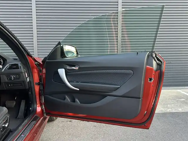 ＢＭＷ Ｍ２４０ｉ クーペ 茨城県 2017(平29)年 4.7万km サンセットオレンジ インテリジェントセーフティー/トランクスポイラー/サンルーフ/前席パワーシート/・運転席メモリー機能付き/純正HDDナビ/バックカメラ/BT接続/CD/DVD再生/前後ドライブレコーダー/パークディスタンスコントロール/USB端子/ACC/パドルシフト/アイドリングストップ/本革巻きステアリング/前席シートヒーター/MTモード付きAT/オートワイパー/オートライト/フォグランプ/リアフォグライト/スマートキー/プッシュスタート/ミラー一体型ETC/純正マット/ステアリングリモコン/スマートキー/プッシュスタート/取説/保証書