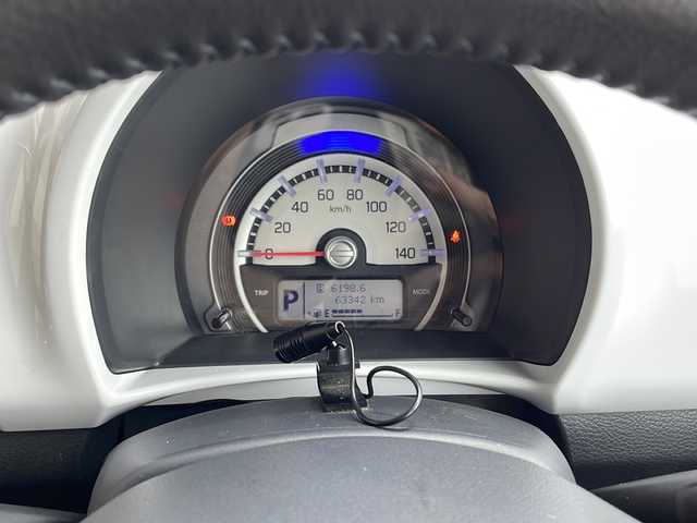 スズキ ハスラー X ターボ 愛知県 2018(平30)年 6.4万km ピュアホワイトP 衝突被害軽減ブレーキ/社外8インチSDナビ　ナビあり/シートヒーター/社外フルセグTV/CD DVD/Bluetooth/純正アルミホイール/キセノンヘッドライト/オートライト/ETC/ステアリングスイッチ/スマートキー/プッシュスタート
