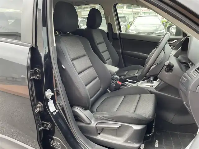 マツダ ＣＸ－５ XD 茨城県 2014(平26)年 10.5万km ジェットブラックマイカ ワンオーナー　/純正ナビ　/-TV/BT/AM/FM/クルーズコントロール　/バックカメラ　/ＥＴＣ　/ドライブレコーダー　/オートライト　/アイドリングストップ　/ルーフレール　/衝突軽減システム　/純正フロアマット　/プッシュスタート/盗難防止装置/エアバックW