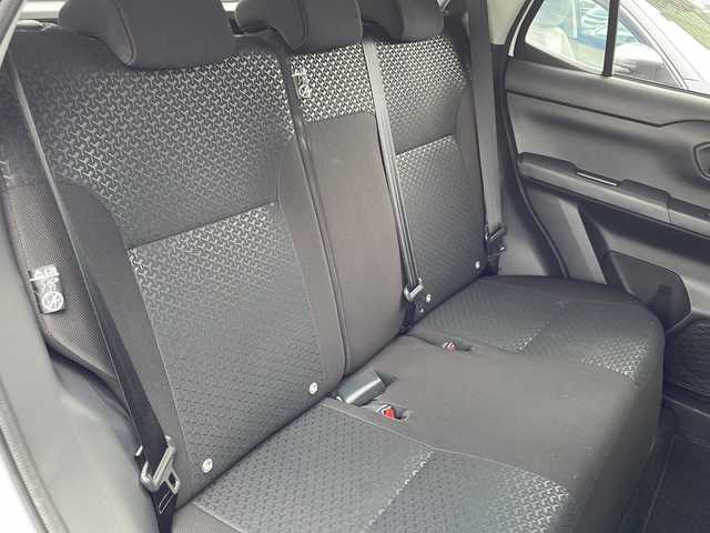 トヨタ ライズ Z 長野県 2023(令5)年 1.8万km ブラックマイカメタリック/シャイニングホワイトパール 禁煙車/ワンオーナー/純正ナビ【NMZK-W73D】/(CD/DVD/フルセグTV/Bluetooth)/スマートアシスト/・衝突回避支援ブレーキ/・ブレーキ制御付誤発進抑制機能/・車線逸脱抑制制御機能/・車線逸脱警報機能/・先行車発進お知らせ機能/・サイドビューランプ/・レーンキープコントロール/・ブラインドスポットモニター/・進入禁止標識認識機能/・アダプティブドライビングビーム/・全車速追従機能付アダプティブクルーズコントロール/パノラミックビューモニター/ビルトインETC2.0/ドライブレコーダー/シートヒーター/革巻きステアリング/ステアリングスイッチ/LEDヘッドライト/フォグランプ/オートライト/電動パーキングブレーキ/ブレーキホールド/スマートキー/Pスタート/電動格納ミラー/純正17インチAW/純正フロアマット