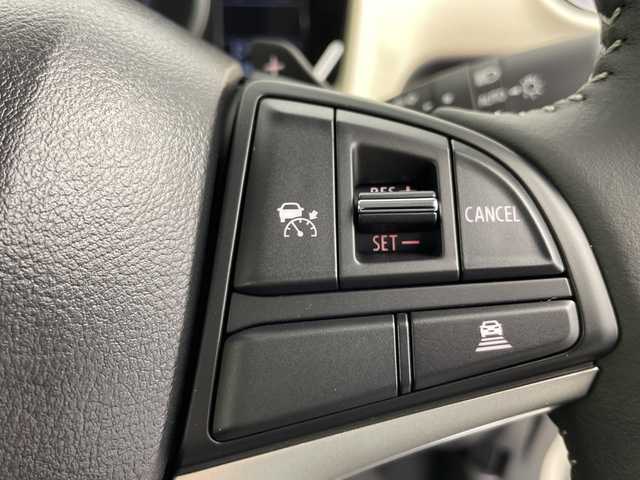 スズキ クロスビー HYBRID MZ 富山県 2025(令7)年 0.1千km キャラバンアイボリーパールメタリック/ホワイト 2トーンルーフ 登録済未使用車/４WD/全方位カメラ/衝突被害軽減ブレーキ/横滑り防止装置/アダプティブクルーズコントロール/レーンキープアシスト/オートマチックハイビーム/ダウンヒルアシストコントロール/盗難防止装置/コーナーセンサー/シートヒーター/パドルシフト/スマートキー/プッシュスタート/アイドリングストップ/ドアバイザー/純正16インチAW