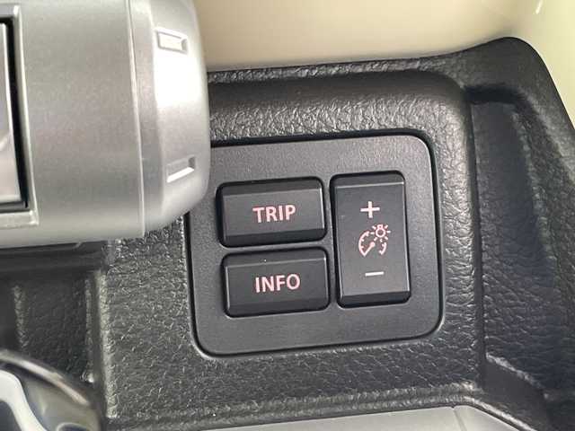 スズキ クロスビー HYBRID MZ 富山県 2025(令7)年 0.1千km キャラバンアイボリーパールメタリック/ホワイト 2トーンルーフ 登録済未使用車/４WD/全方位カメラ/衝突被害軽減ブレーキ/横滑り防止装置/アダプティブクルーズコントロール/レーンキープアシスト/オートマチックハイビーム/ダウンヒルアシストコントロール/盗難防止装置/コーナーセンサー/シートヒーター/パドルシフト/スマートキー/プッシュスタート/アイドリングストップ/ドアバイザー/純正16インチAW