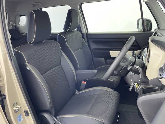 スズキ クロスビー HYBRID MZ 富山県 2025(令7)年 0.1千km キャラバンアイボリーパールメタリック/ホワイト 2トーンルーフ 登録済未使用車/４WD/全方位カメラ/衝突被害軽減ブレーキ/横滑り防止装置/アダプティブクルーズコントロール/レーンキープアシスト/オートマチックハイビーム/ダウンヒルアシストコントロール/盗難防止装置/コーナーセンサー/シートヒーター/パドルシフト/スマートキー/プッシュスタート/アイドリングストップ/ドアバイザー/純正16インチAW