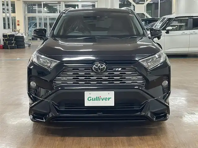 トヨタ ＲＡＶ４ G Zパッケージ 道央・札幌 2020(令2)年 3.4万km アティチュードブラックマイカ 4WD/ワンオーナー/サンルーフ/TRDフルエアロ/純正SDナビ/・フルセグTV/CD/DVD/BT/SD/USB/TVキャンセラー/バックカメラ/Toyota Safety Sense/ ・プリクラッシュセーフティ/ ・レーントレーシングアシスト/ ・オートマチックハイビーム/ ・ロードサインアシスト/ ・レーダークルーズコントロール/ ・先行車発進告知機能/パワーバックドア/純正ドライブレコーダー/前席シートヒーター/横滑り防止装置/ステアリングヒーター/オートクルーズコントロール/ビルトインETC2.0/ブレーキホールド/電動パーキングブレーキ/ブラインドスポットモニター/デジタルインナーミラー/運転席パワーシート/運転席シートメモリ機能/ダウンヒルアシスト/オートライト/オートハイビーム/LEDヘッドライト/フォグライト/リアUSB/プッシュスタート/スマートキー/スペアキー/前後クリアランスソナー/ルーフレーフ/TRD20インチエアロ/革巻きステアリング/カーテンエアバッグ/取扱説明書/ナビ取扱説明書/新車時保証書
