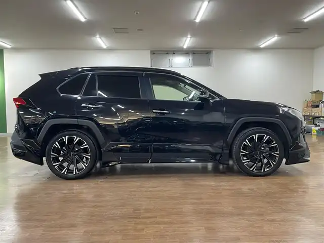 トヨタ ＲＡＶ４ G Zパッケージ 道央・札幌 2020(令2)年 3.4万km アティチュードブラックマイカ 4WD/ワンオーナー/サンルーフ/TRDフルエアロ/純正SDナビ/・フルセグTV/CD/DVD/BT/SD/USB/TVキャンセラー/バックカメラ/Toyota Safety Sense/ ・プリクラッシュセーフティ/ ・レーントレーシングアシスト/ ・オートマチックハイビーム/ ・ロードサインアシスト/ ・レーダークルーズコントロール/ ・先行車発進告知機能/パワーバックドア/純正ドライブレコーダー/前席シートヒーター/横滑り防止装置/ステアリングヒーター/オートクルーズコントロール/ビルトインETC2.0/ブレーキホールド/電動パーキングブレーキ/ブラインドスポットモニター/デジタルインナーミラー/運転席パワーシート/運転席シートメモリ機能/ダウンヒルアシスト/オートライト/オートハイビーム/LEDヘッドライト/フォグライト/リアUSB/プッシュスタート/スマートキー/スペアキー/前後クリアランスソナー/ルーフレーフ/TRD20インチエアロ/革巻きステアリング/カーテンエアバッグ/取扱説明書/ナビ取扱説明書/新車時保証書