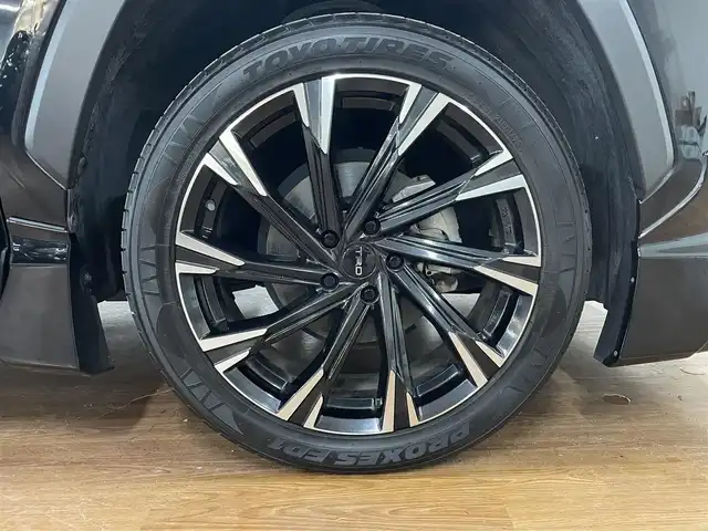 トヨタ ＲＡＶ４ G Zパッケージ 道央・札幌 2020(令2)年 3.4万km アティチュードブラックマイカ 4WD/ワンオーナー/サンルーフ/TRDフルエアロ/純正SDナビ/・フルセグTV/CD/DVD/BT/SD/USB/TVキャンセラー/バックカメラ/Toyota Safety Sense/ ・プリクラッシュセーフティ/ ・レーントレーシングアシスト/ ・オートマチックハイビーム/ ・ロードサインアシスト/ ・レーダークルーズコントロール/ ・先行車発進告知機能/パワーバックドア/純正ドライブレコーダー/前席シートヒーター/横滑り防止装置/ステアリングヒーター/オートクルーズコントロール/ビルトインETC2.0/ブレーキホールド/電動パーキングブレーキ/ブラインドスポットモニター/デジタルインナーミラー/運転席パワーシート/運転席シートメモリ機能/ダウンヒルアシスト/オートライト/オートハイビーム/LEDヘッドライト/フォグライト/リアUSB/プッシュスタート/スマートキー/スペアキー/前後クリアランスソナー/ルーフレーフ/TRD20インチエアロ/革巻きステアリング/カーテンエアバッグ/取扱説明書/ナビ取扱説明書/新車時保証書