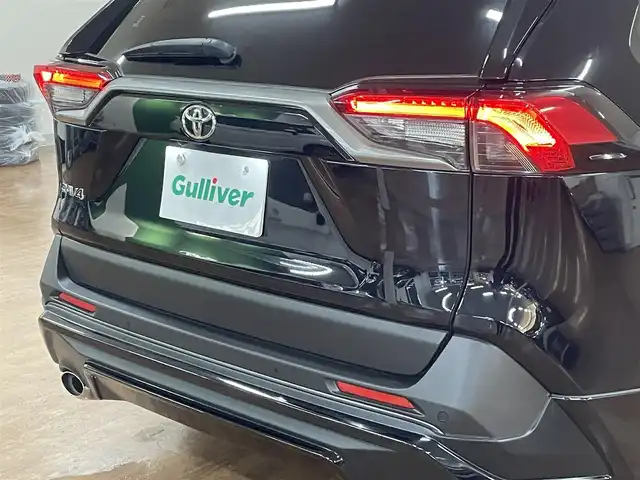 トヨタ ＲＡＶ４ G Zパッケージ 道央・札幌 2020(令2)年 3.4万km アティチュードブラックマイカ 4WD/ワンオーナー/サンルーフ/TRDフルエアロ/純正SDナビ/・フルセグTV/CD/DVD/BT/SD/USB/TVキャンセラー/バックカメラ/Toyota Safety Sense/ ・プリクラッシュセーフティ/ ・レーントレーシングアシスト/ ・オートマチックハイビーム/ ・ロードサインアシスト/ ・レーダークルーズコントロール/ ・先行車発進告知機能/パワーバックドア/純正ドライブレコーダー/前席シートヒーター/横滑り防止装置/ステアリングヒーター/オートクルーズコントロール/ビルトインETC2.0/ブレーキホールド/電動パーキングブレーキ/ブラインドスポットモニター/デジタルインナーミラー/運転席パワーシート/運転席シートメモリ機能/ダウンヒルアシスト/オートライト/オートハイビーム/LEDヘッドライト/フォグライト/リアUSB/プッシュスタート/スマートキー/スペアキー/前後クリアランスソナー/ルーフレーフ/TRD20インチエアロ/革巻きステアリング/カーテンエアバッグ/取扱説明書/ナビ取扱説明書/新車時保証書