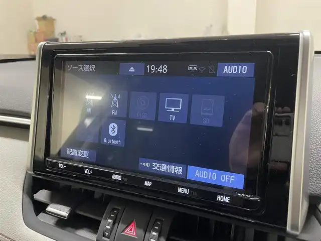 トヨタ ＲＡＶ４ G Zパッケージ 道央・札幌 2020(令2)年 3.4万km アティチュードブラックマイカ 4WD/ワンオーナー/サンルーフ/TRDフルエアロ/純正SDナビ/・フルセグTV/CD/DVD/BT/SD/USB/TVキャンセラー/バックカメラ/Toyota Safety Sense/ ・プリクラッシュセーフティ/ ・レーントレーシングアシスト/ ・オートマチックハイビーム/ ・ロードサインアシスト/ ・レーダークルーズコントロール/ ・先行車発進告知機能/パワーバックドア/純正ドライブレコーダー/前席シートヒーター/横滑り防止装置/ステアリングヒーター/オートクルーズコントロール/ビルトインETC2.0/ブレーキホールド/電動パーキングブレーキ/ブラインドスポットモニター/デジタルインナーミラー/運転席パワーシート/運転席シートメモリ機能/ダウンヒルアシスト/オートライト/オートハイビーム/LEDヘッドライト/フォグライト/リアUSB/プッシュスタート/スマートキー/スペアキー/前後クリアランスソナー/ルーフレーフ/TRD20インチエアロ/革巻きステアリング/カーテンエアバッグ/取扱説明書/ナビ取扱説明書/新車時保証書