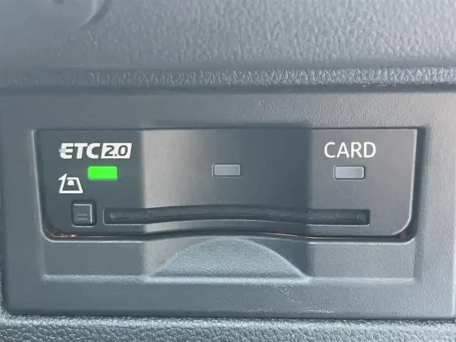 フォルクスワーゲン ゴルフ TDI コンフォートL マイスター 静岡県 2019(令1)年 1.6万km ピュアホワイト ブラインドスポットアシスト/デジタルメータークラスター/ジェスチャーコントロール/DiscoverPro/(Bluetooth/CarPlay)/衝突被害軽減システム/バックカメラ/アダプティブクルーズコントロール/レーンキープアシスト/パーキングアシスト/スマートキー/ETC2.0/ドライブレコーダー/純正フロアマット/純正17インチアルミホイール/保証書/取扱説明書/スペアキー