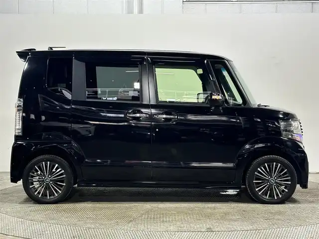 ホンダ Ｎ ＢＯＸ ＋ カスタム G Aパッケージ 大阪府 2015(平27)年 4.4万km スマートブラック 社外ナビ/衝突軽減/ETC/HIDヘッドライト/プッシュスタート/スマートキー/ケンウッドナビ