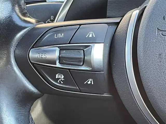 ＢＭＷ ３２０ｄ Mスポーツ 青森県 2015(平27)年 15.3万km サファイアブラックP 純正HDDナビ/（Bluetooth・CD・DVD・AUX・USB）/バックカメラ/アダプティブクルーズコントロール/レーンキープアシスト/メモリー付パワーシート/ミラー一体型ETC/純正アルミホイール18インチ/革巻きステアリング/ステアリングスイッチ/パドルシフト/MTモード付AT/ウインカーミラー/電動リアゲート/オートLEDライト/フォグランプ/コーナーセンサー/プッシュスタート/スマートキー/ABS/横滑り防止機能/盗難防止/取説/保証書