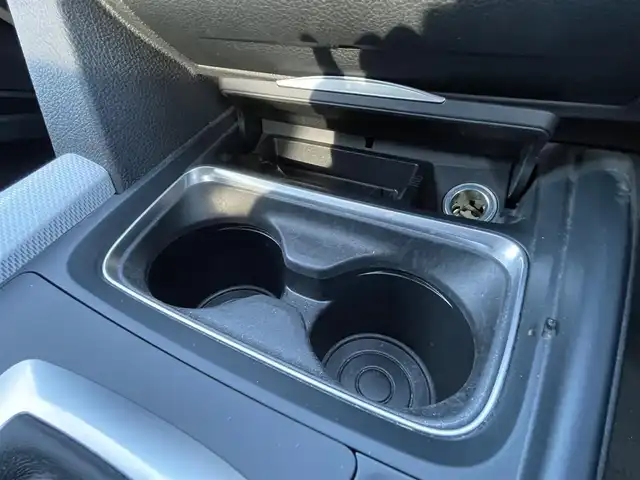 ＢＭＷ ３２０ｄ Mスポーツ 青森県 2015(平27)年 15.3万km サファイアブラックP 純正HDDナビ/（Bluetooth・CD・DVD・AUX・USB）/バックカメラ/アダプティブクルーズコントロール/レーンキープアシスト/メモリー付パワーシート/ミラー一体型ETC/純正アルミホイール18インチ/革巻きステアリング/ステアリングスイッチ/パドルシフト/MTモード付AT/ウインカーミラー/電動リアゲート/オートLEDライト/フォグランプ/コーナーセンサー/プッシュスタート/スマートキー/ABS/横滑り防止機能/盗難防止/取説/保証書
