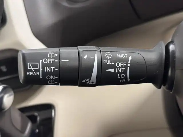 ホンダ Ｎ ＢＯＸ G L ターボ ホンダセンシング 三重県 2018(平30)年 2.2万km モーニングミストブルーM ガソリン・ターボ/FF/MTモード付インパネCVT/純正 8インチナビ VXU-195NBi/（CD/DVD/FM/AM/TV/SD/MusicRack/iPod/USB/Bluetooth/CarPlay）/バックカメラ/両側パワースライドドア/ドライブレコーダー 前方/ビルトイン ETC/Honda SENSING/・衝突軽減ブレーキ［CMBS］/・車線維持支援システム［LKAS］/・路外逸脱抑制機能/・アダプティブクルーズコントロール［ACC］/・先行車発進お知らせ機能/・標識認識機能/装備/・オートライト/・LEDヘッドランプ/・パドルシフト/・オートエアコン/・ステアリングスイッチ/・2.5A 急速充電対応 USB充電ジャックx2/・電動格納ドアミラー/・リヤドアロールサンシェード/・プッシュスタート/・14インチスチールホイール＋純正ホイールキャップ/・スマートキーx2/・保/取/ナビ取/など