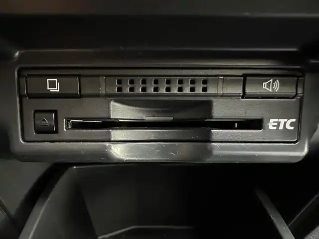 トヨタ ヴェルファイア 2．4Z 兵庫県 2013(平25)年 6.3万km ブラック 純正HDDナビ　（NHZN-X61G）/（CD、DVD、SD、BT、フルセグ）/バックカメラ/コーナーセンサー/両側パワースライドドア/ビルトインETC/純正ドアバイザー/社外フロアマット/HID/フォグランプ/純正18インチAW
