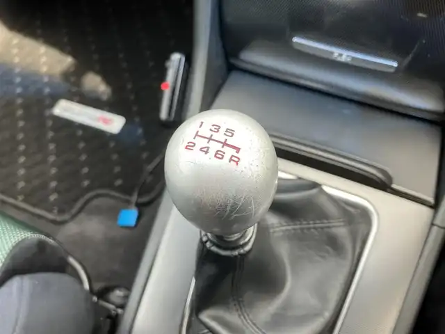 ホンダ アコード ユーロ R 三重県 2007(平19)年 14.2万km ナイトホークブラックパール ♪6速マニュアル/♪車検 令和8年8月6日迄/社外ディスプレイオーディオ/・Bluetoothオーディオ/momoステアリング/レカロシート/HIDヘッドライト/フォグライト/ウィンカーミラー/純正17インチAW/フロアマット/スモークフィルム/電格ミラー/ETC