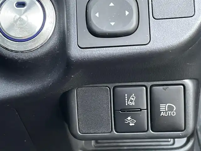 トヨタ アクア S スタイルブラック 熊本県 2018(平30)年 7.6万km ブラックマイカ モデリスタエアロ/衝突軽減ブレーキ/レーンキープアシスト/プッシュスタート/純正ナビ/（CD・DVD・フルセグTV・BTオーディオ・SD）/バックカメラ/ビルトインETC/社外15インチAW/LEDヘッドライト/オートライト/フォグライト/前後コーナーセンサー/横滑り防止装置/ウィンカーミラー/純正フロアマット/ドアバイザー