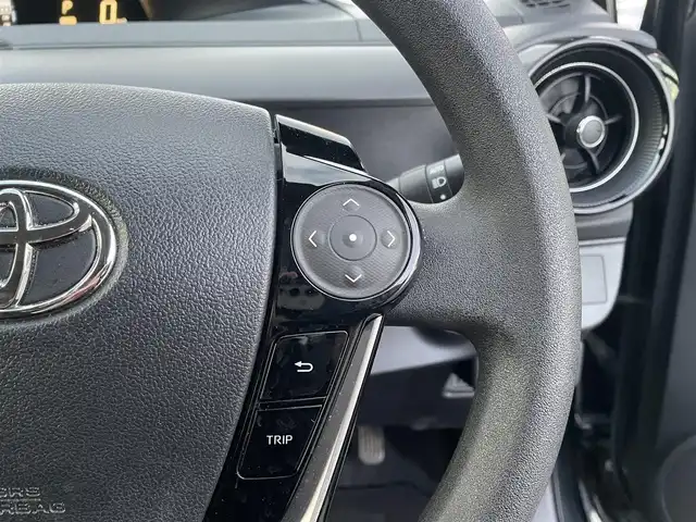 トヨタ アクア S スタイルブラック 熊本県 2018(平30)年 7.6万km ブラックマイカ モデリスタエアロ/衝突軽減ブレーキ/レーンキープアシスト/プッシュスタート/純正ナビ/（CD・DVD・フルセグTV・BTオーディオ・SD）/バックカメラ/ビルトインETC/社外15インチAW/LEDヘッドライト/オートライト/フォグライト/前後コーナーセンサー/横滑り防止装置/ウィンカーミラー/純正フロアマット/ドアバイザー