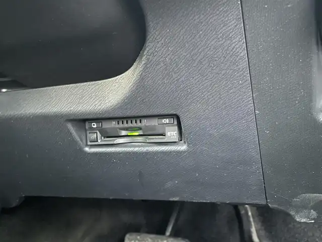 トヨタ アクア S スタイルブラック 熊本県 2018(平30)年 7.6万km ブラックマイカ モデリスタエアロ/衝突軽減ブレーキ/レーンキープアシスト/プッシュスタート/純正ナビ/（CD・DVD・フルセグTV・BTオーディオ・SD）/バックカメラ/ビルトインETC/社外15インチAW/LEDヘッドライト/オートライト/フォグライト/前後コーナーセンサー/横滑り防止装置/ウィンカーミラー/純正フロアマット/ドアバイザー