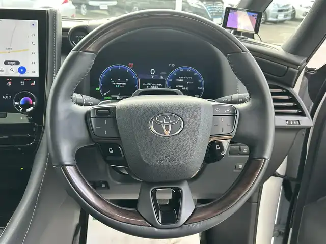 トヨタ ヴェルファイア ハイブリット Z プレミア 和歌山県 2023(令5)年 2.1万km プラチナホワイトパールマイカ モデリスタエアロ/サンルーフ/ユニバーサルステップ/シグネチャーイルミネーション/純正メーカーナビ/純正フリップダウンモニター/TVキャンセラー/デジタルインナーミラー/パノラミックビューモニター/プリクラッシュセーフティー/レーダークルーズコントロール/ブラインドスポットモニター/クリアランスソナー/両側パワースライドドア/パワーバックドア/パワーシート/シートヒーター/シートエアベンチレーション/前後ドライブレコーダー/純正アルミホイール/純正フロアマット/LEDヘッドライト/フォグランプ/オートライト/オートマチックハイビーム