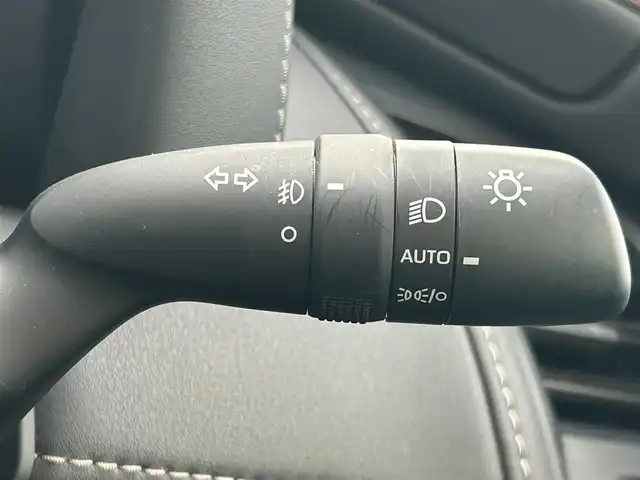 トヨタ ヴェルファイア ハイブリット Z プレミア 和歌山県 2023(令5)年 2.1万km プラチナホワイトパールマイカ モデリスタエアロ/サンルーフ/ユニバーサルステップ/シグネチャーイルミネーション/純正メーカーナビ/純正フリップダウンモニター/TVキャンセラー/デジタルインナーミラー/パノラミックビューモニター/プリクラッシュセーフティー/レーダークルーズコントロール/ブラインドスポットモニター/クリアランスソナー/両側パワースライドドア/パワーバックドア/パワーシート/シートヒーター/シートエアベンチレーション/前後ドライブレコーダー/純正アルミホイール/純正フロアマット/LEDヘッドライト/フォグランプ/オートライト/オートマチックハイビーム