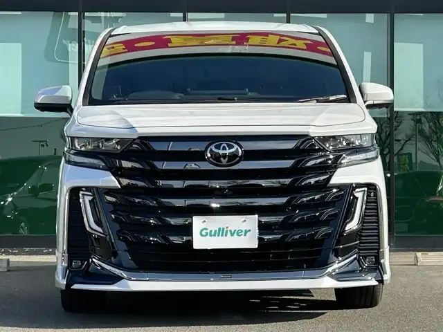 トヨタ ヴェルファイア ハイブリット Z プレミア 和歌山県 2023(令5)年 2.1万km プラチナホワイトパールマイカ モデリスタエアロ/サンルーフ/ユニバーサルステップ/シグネチャーイルミネーション/純正メーカーナビ/純正フリップダウンモニター/TVキャンセラー/デジタルインナーミラー/パノラミックビューモニター/プリクラッシュセーフティー/レーダークルーズコントロール/ブラインドスポットモニター/クリアランスソナー/両側パワースライドドア/パワーバックドア/パワーシート/シートヒーター/シートエアベンチレーション/前後ドライブレコーダー/純正アルミホイール/純正フロアマット/LEDヘッドライト/フォグランプ/オートライト/オートマチックハイビーム