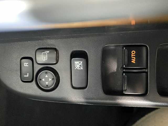 スズキ ラパン X 福岡県 2009(平21)年 14.8万km ミルクティーベージュメタリック ＥＴＣ/Ｂｌｕｅｔｏｏｔｈ接続/スマートキー/ＣＤ／ＤＶＤ/前方ドライブレコーダー/プッシュスタート/フルセグ