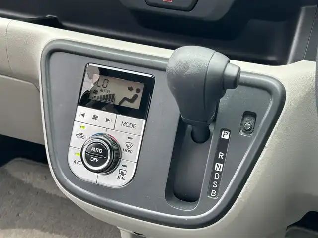 トヨタ パッソ X Lパッケージ S 愛知県 2018(平30)年 6.9万km ダークエメラルドマイカ ワンオーナー/純正メモリナビ/フルセグテレビ/バックカメラ/Bluetooth/アイドリングストップ/プッシュスタート/衝突軽減ブレーキ