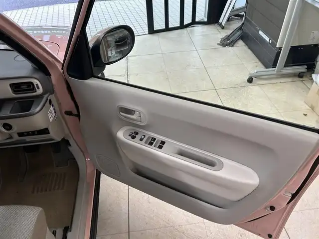 スズキ ラパン L 東京都 2015(平27)年 6.9万km コフレピンクパールメタリック 純正オーディオ/D席シートヒーター/衝突軽減ブレーキ/ISOFIX/アイドリングストップ/電動格納ミラー/純正14インチスチールホイール/WSRS＆ABS/横滑り防止装置/取扱説明書/保証書