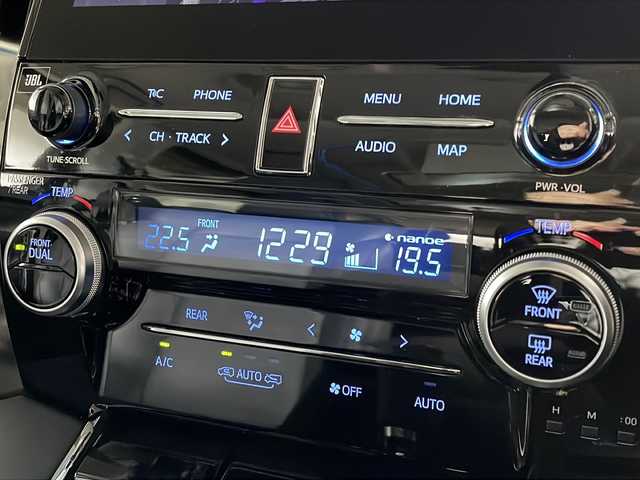 トヨタ アルファード S Cパッケージ 福岡県 2021(令3)年 3.1万km ホワイトパールクリスタルシャイン サンルーフ/純正メーカーJBLナビ/リアエンターテイメントシステム/アラウンドビューモニター/フルセグテレビ/デジタルインナーミラー/黒革シート/両側パワースライドドア/ETC/BSM/ステアリングヒーター/ドアバイザー/シートメモリー/シートヒーター/シートクーラー