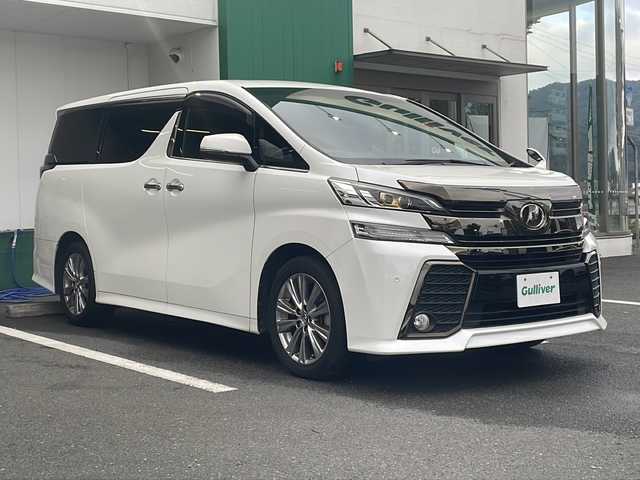 トヨタ ヴェルファイア Z Aエディション ゴールデンアイズ 京都府 2017(平29)年 6.8万km ホワイトパールクリスタルシャイン アルパイン１１インチナビ　バックカメラ　後席フリップダウンモニター　両側パワースライドドア　ＬＥＤヘッドライト　クリアランスソナー　クルーズコントロール　電動リアゲート　ビルトインＥＴＣ　禁煙車