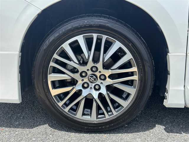 トヨタ ヴェルファイア ZA Gエディション 京都府 2017(平29)年 11.2万km ホワイトパールクリスタルシャイン  4WD ワンオーナー/ モデリスタスポイラー/ クロフルレザーシート/ シートヒーター/ アクセサリーコンセント　4ケ/ 両側パワースライドドア/ パワーリアゲート/ 純正9インチSDナビ　フルセグ/ フリップダウンモニター/ HDMIポート/ 純正18インチアルミ/ 保証書　取説あり