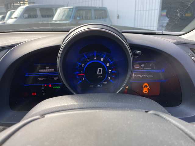 ホンダ ＣＲ－Ｚ α 神奈川県 2010(平22)年 10.3万km ホライゾンターコイズパール 純正ナビ（AM/FM/フルセグTV/DISC）/クルーズコントロール/パドルシフト/ETC/ステアリングリモコン/オートライト/純正フロアマット/電動格納ミラー