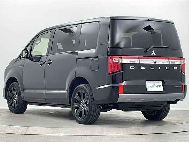 三菱 デリカＤ：５ シャモニー 大阪府 2025(令7)年 0.4万km ブラックダイヤモンド ALIPINE11型専用ナビ/【フルセグTV/Bluetooth/CD/DVD/HDMI/USB】/8人乗り/オートステップ/アラウンドビューモニター/パワーバックドア/両側パワースライドドア/ブラインドスポットモニター(BSM)/e-Assist/衝突被害軽減ブレーキ/レーダークルーズコントロール/車線逸脱警報システム/オートマチックハイビーム/後側方車両検知警報システム/前後コーナーセンサー/オートホールド/ハーフレザーシート/シートヒーター/ステアリングヒーター/パドルシフト/LEDヘッドライト/純正18インチアルミホイール/スマートキー/スペアキー1本