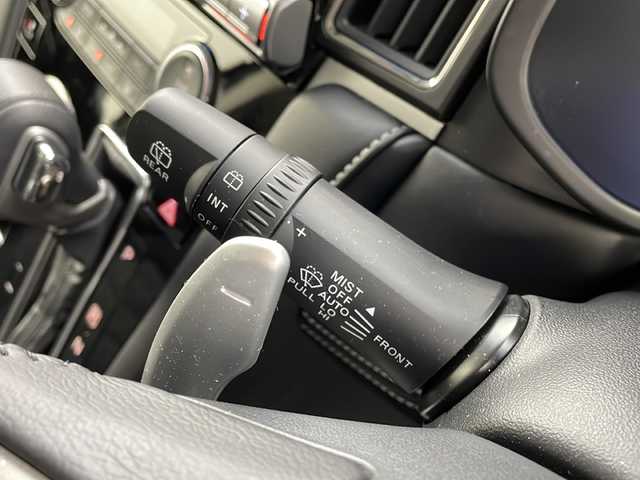 三菱 デリカＤ：５ シャモニー 大阪府 2025(令7)年 0.4万km ブラックダイヤモンド ALIPINE11型専用ナビ/【フルセグTV/Bluetooth/CD/DVD/HDMI/USB】/8人乗り/オートステップ/アラウンドビューモニター/パワーバックドア/両側パワースライドドア/ブラインドスポットモニター(BSM)/e-Assist/衝突被害軽減ブレーキ/レーダークルーズコントロール/車線逸脱警報システム/オートマチックハイビーム/後側方車両検知警報システム/前後コーナーセンサー/オートホールド/ハーフレザーシート/シートヒーター/ステアリングヒーター/パドルシフト/LEDヘッドライト/純正18インチアルミホイール/スマートキー/スペアキー1本