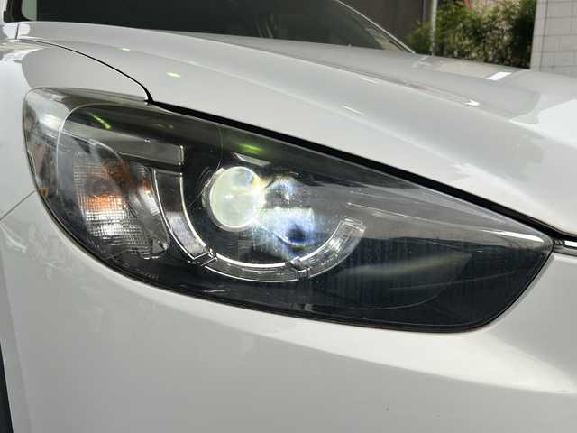 マツダ ＣＸ－５ XD 京都府 2015(平27)年 7.6万km クリスタルホワイトパールマイカ 純正ＳＤナビ　/バックサイドカメラ　/ドライブレコーダー/ＴＣＳ　　/ＭＴモード付　/LEDヘッドライト/衝突被害軽減システム　/盗難防止装置　/純正アルミホイール　/Bluetooh接続/ウィンカーミラー　/ＥＴＣ　/AACエアコン/オートライト/純正アルミホイール/エンジンスタートボタン/ＣＤ/スペアキー/リモコンキー
