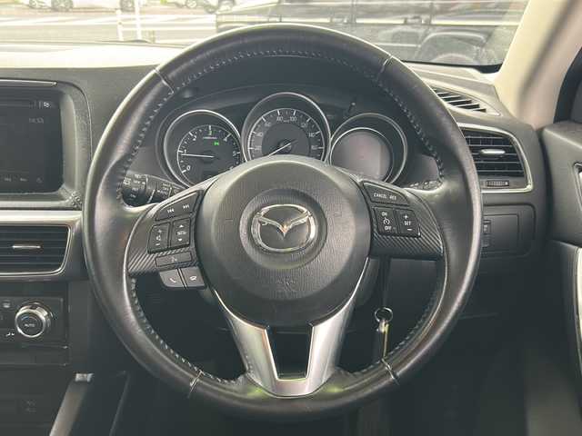 マツダ ＣＸ－５ XD 京都府 2015(平27)年 7.6万km クリスタルホワイトパールマイカ 純正ＳＤナビ　/バックサイドカメラ　/ドライブレコーダー/ＴＣＳ　　/ＭＴモード付　/LEDヘッドライト/衝突被害軽減システム　/盗難防止装置　/純正アルミホイール　/Bluetooh接続/ウィンカーミラー　/ＥＴＣ　/AACエアコン/オートライト/純正アルミホイール/エンジンスタートボタン/ＣＤ/スペアキー/リモコンキー